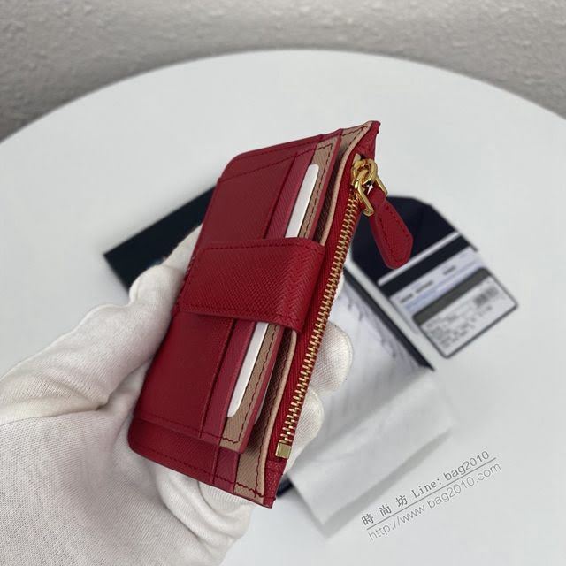 prada卡包 普拉達專櫃最新爆款 Saffiano皮革卡片夾 1MC038 prada爆款女士卡包  pyd2141